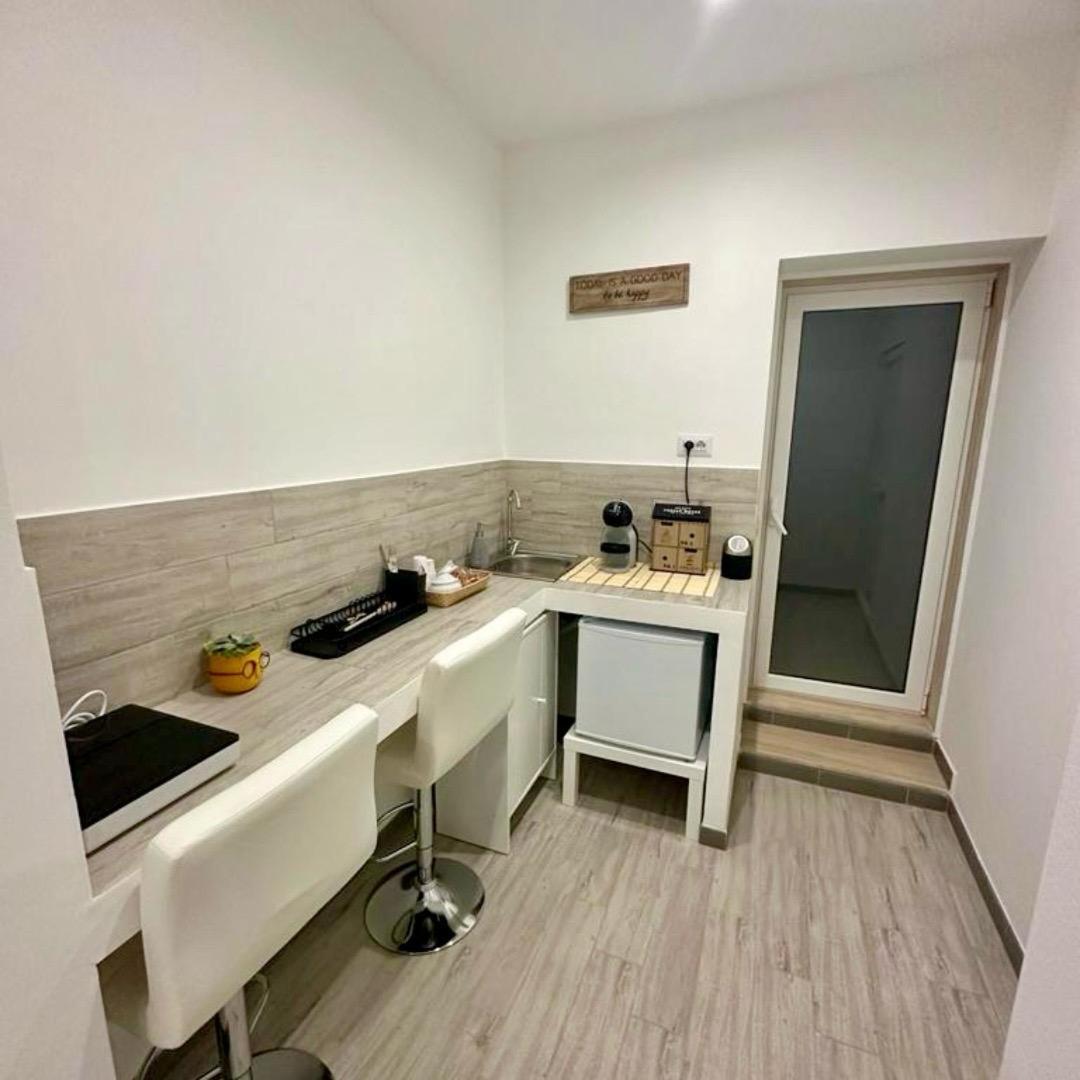 Bari Valona Rooms מראה חיצוני תמונה