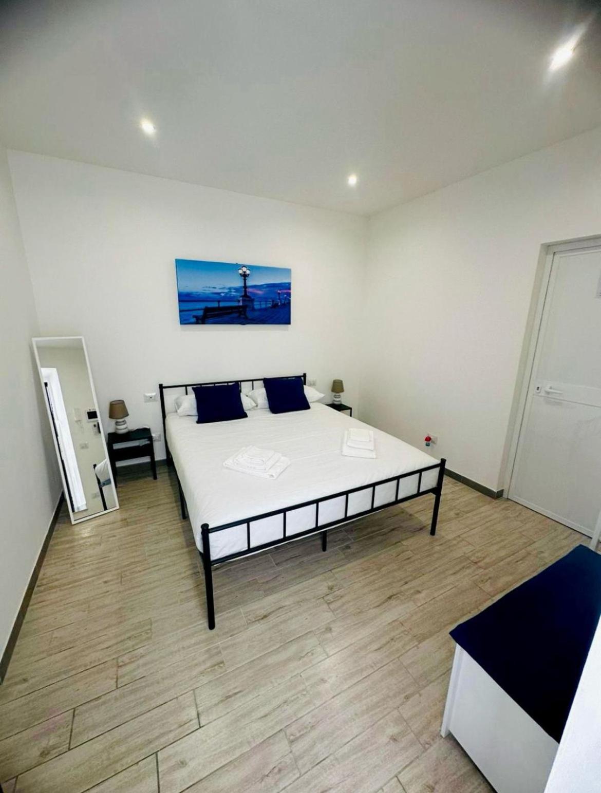 Bari Valona Rooms מראה חיצוני תמונה