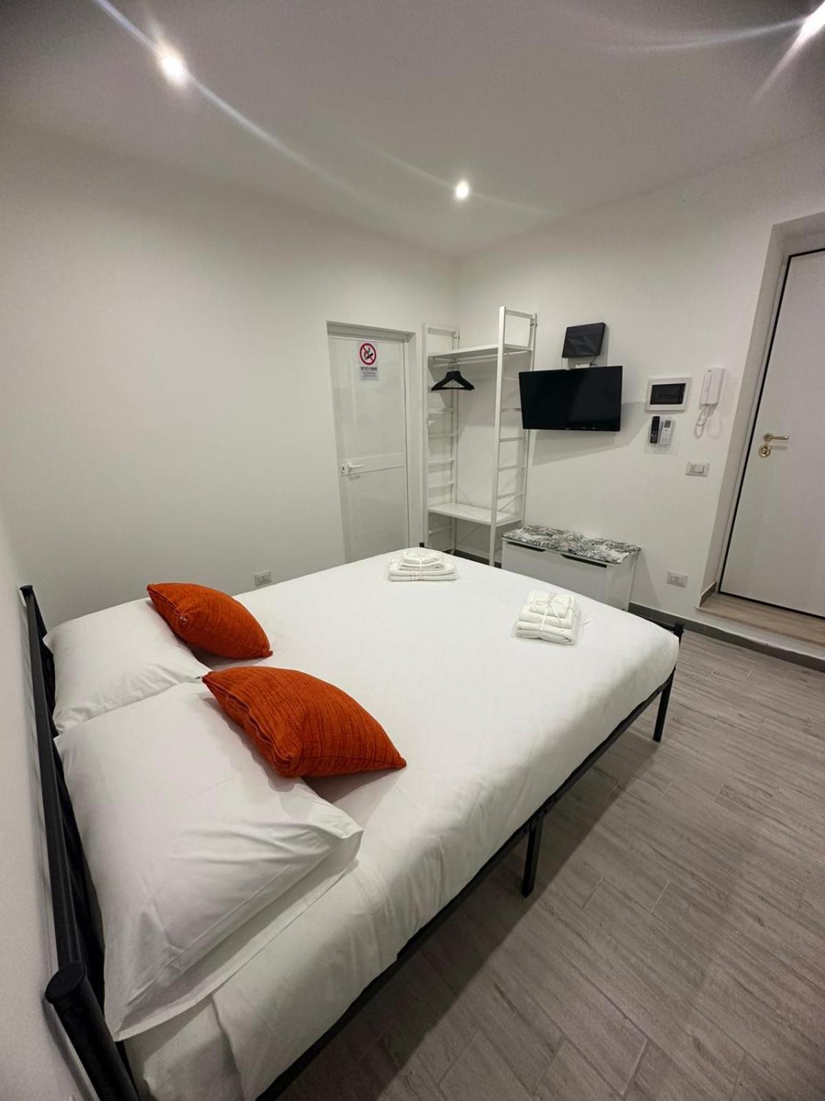 Bari Valona Rooms מראה חיצוני תמונה