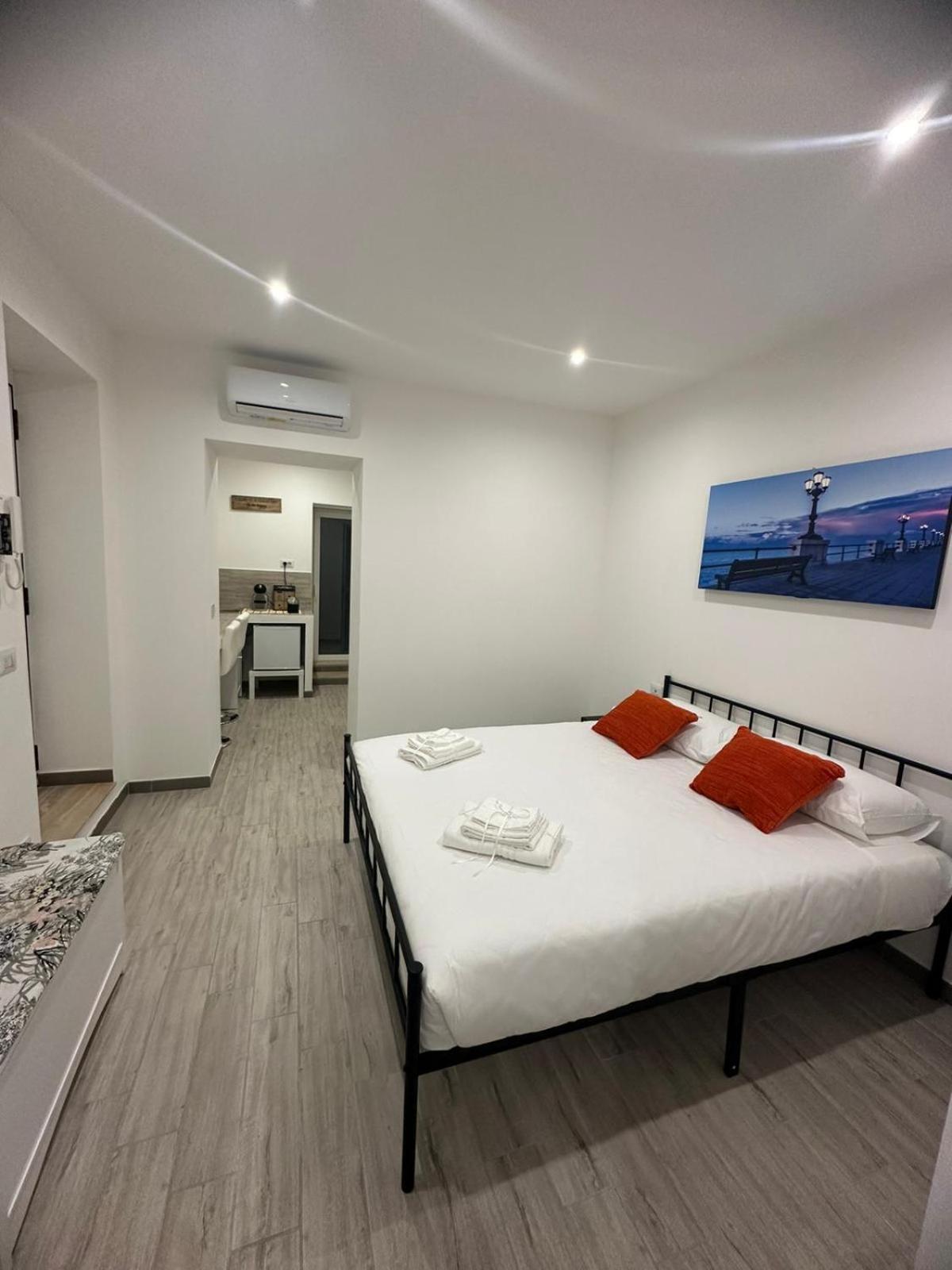 Bari Valona Rooms מראה חיצוני תמונה